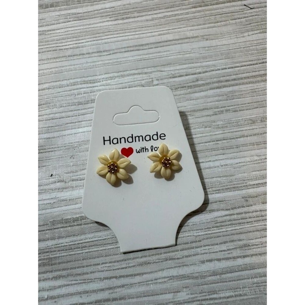New flower earrings